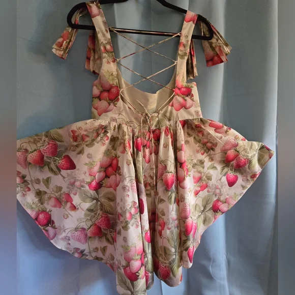 Selkie Strawberry Farmers Market Dress - XL - Picture 4 of 9